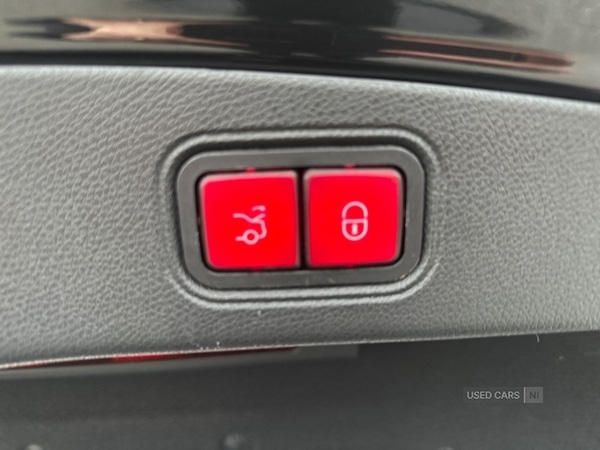 Used Mercedes-Benz E Class 2017 for sale - 78116742: Photo 31