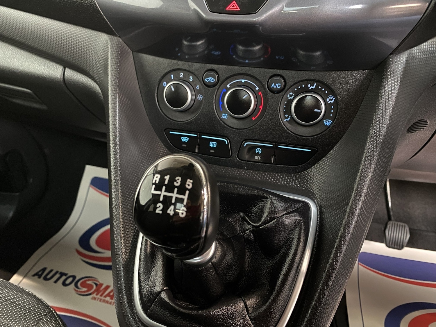 Used Ford Tourneo Connect 2018 for sale - 77285521: Photo 22