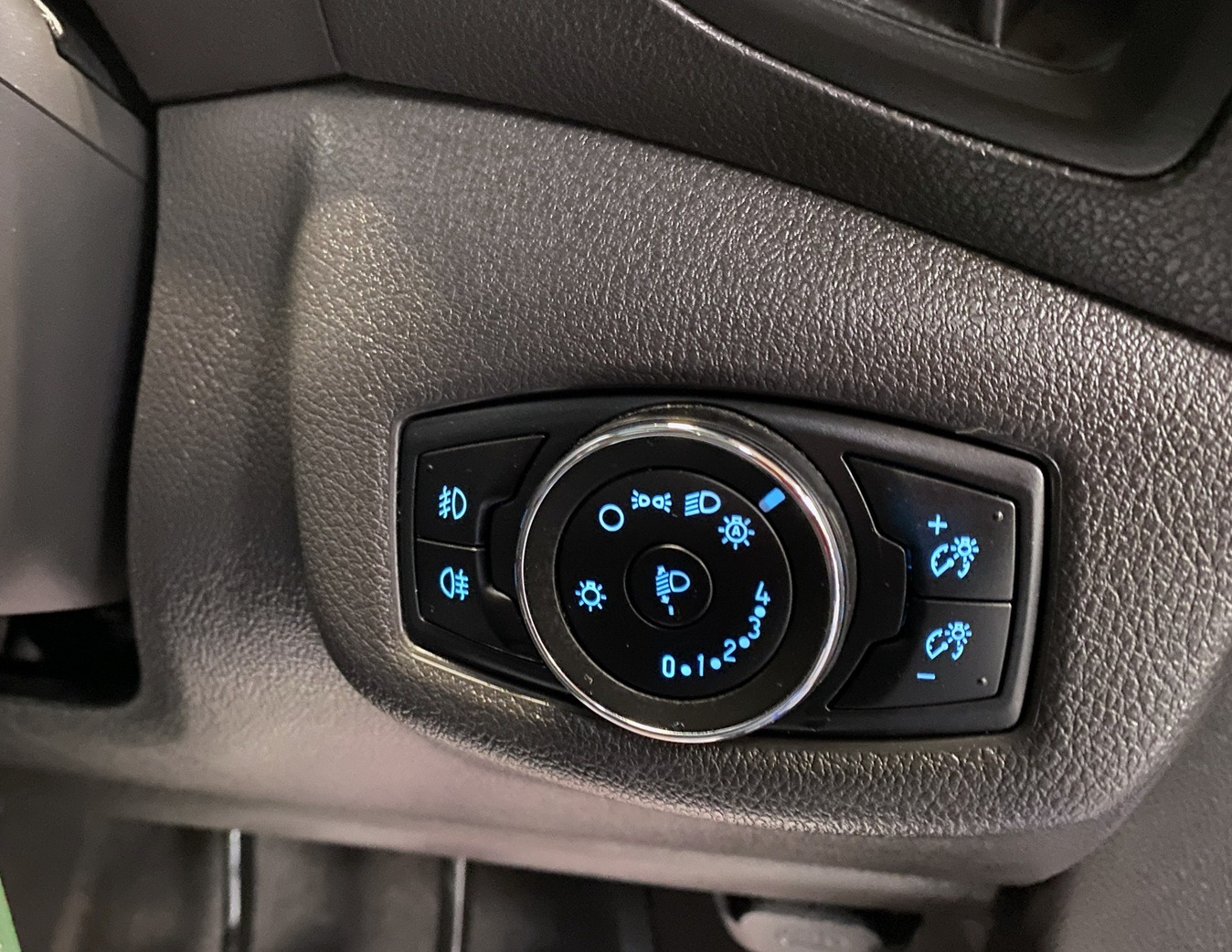 Used Ford Tourneo Connect 2018 for sale - 77285521: Photo 27