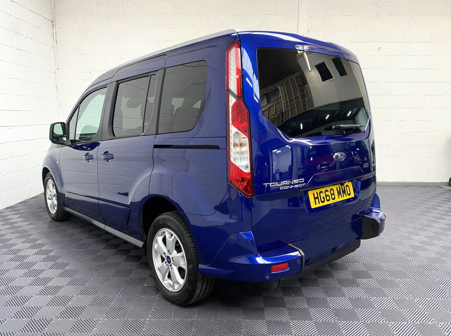 Used Ford Tourneo Connect 2018 for sale - 77285521: Photo 7