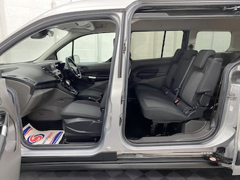 Used Ford Grand Tourneo Connect 2020 for sale - 78555007: Photo