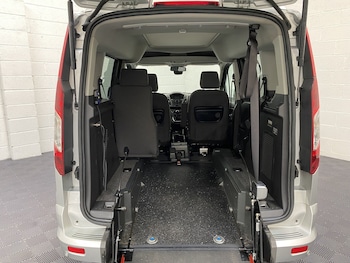 Used Ford Tourneo Connect 2016 for sale - 75413202: Photo