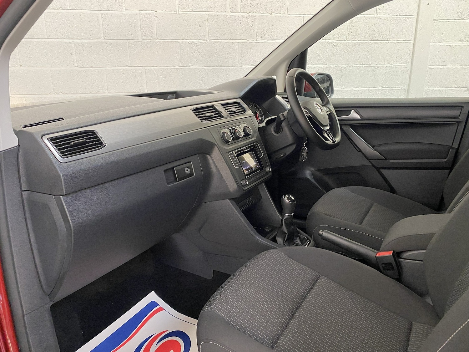 Used Volkswagen Caddy Maxi Life 2019 for sale - 76613691: Photo 10