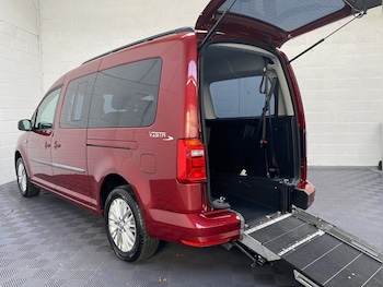 2019 (69) - 2.0 TDI 5dr Disabled Adapted WAV