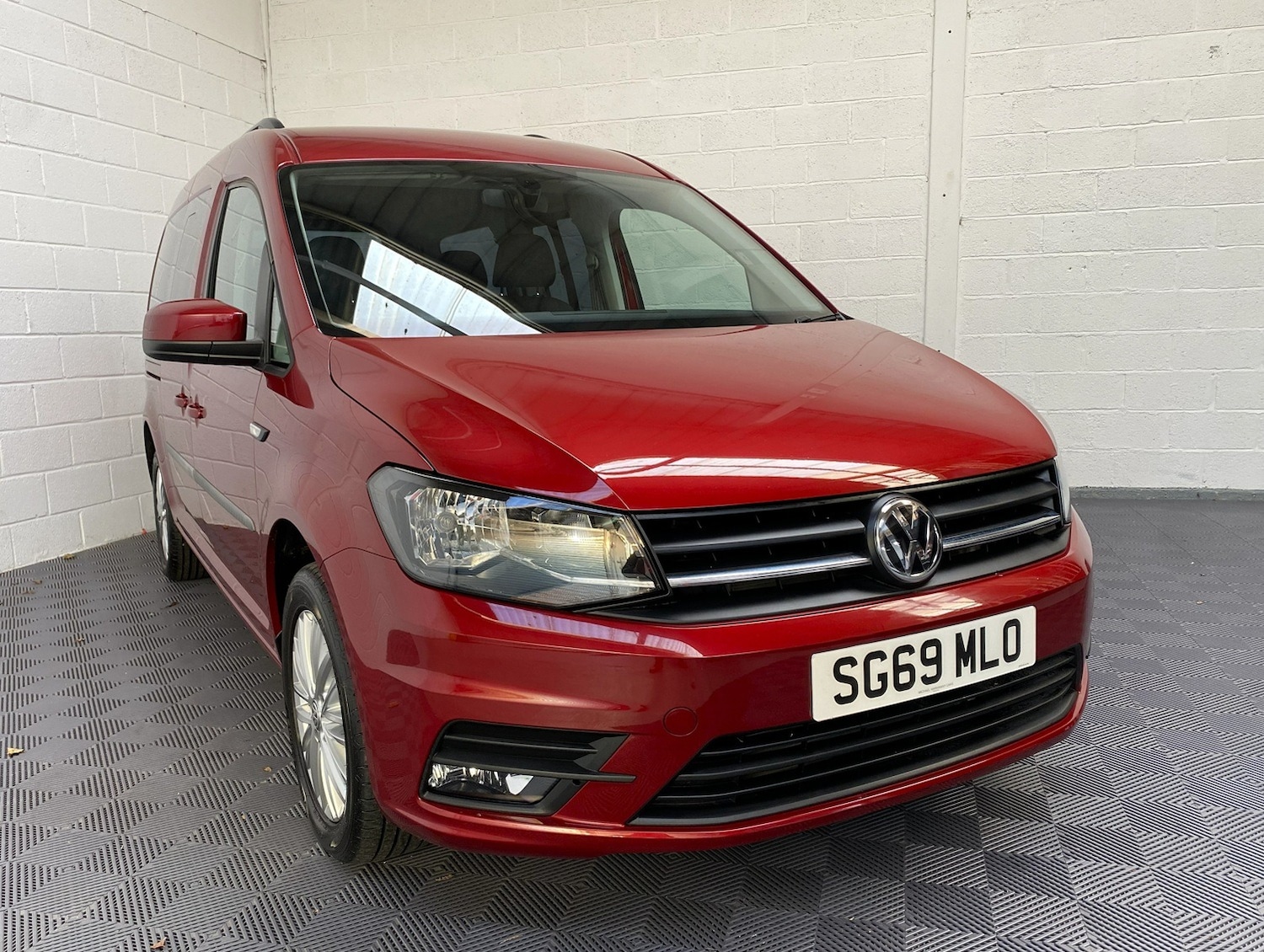 Used Volkswagen Caddy Maxi Life 2019 for sale - 76613691: Photo 21
