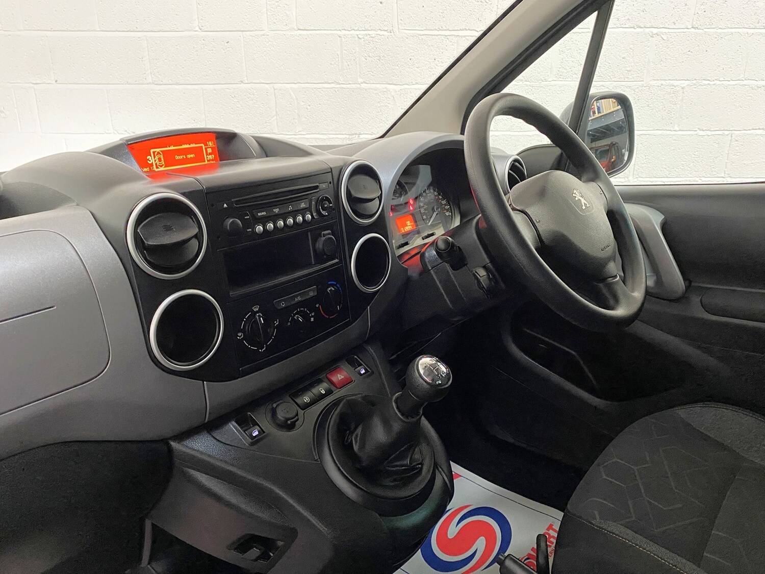 Used Peugeot Partner Tepee 2018 for sale - 76531176: Photo 9