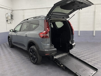 Used Dacia Jogger 2024 for sale - 79152137: Photo
