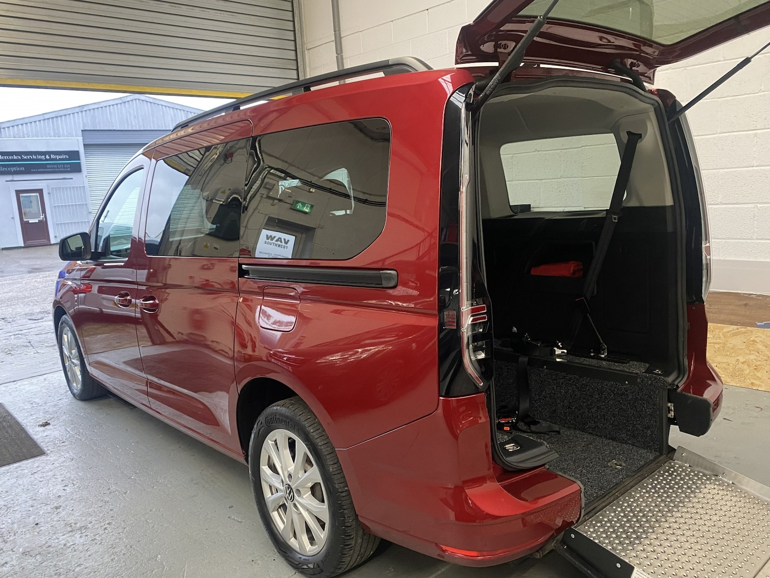 Used Volkswagen Caddy Maxi 2022 for sale - 77418408: Photo 2