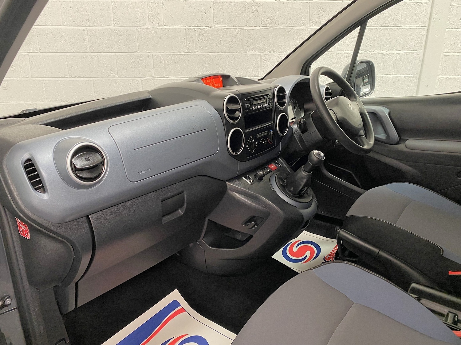 Used Peugeot Partner Tepee 2015 for sale - 76234246: Photo 11