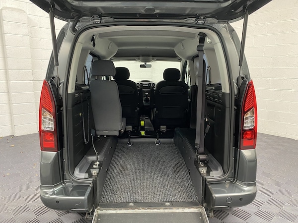 Used Peugeot Partner Tepee 2015 for sale - 76234246: Photo 16
