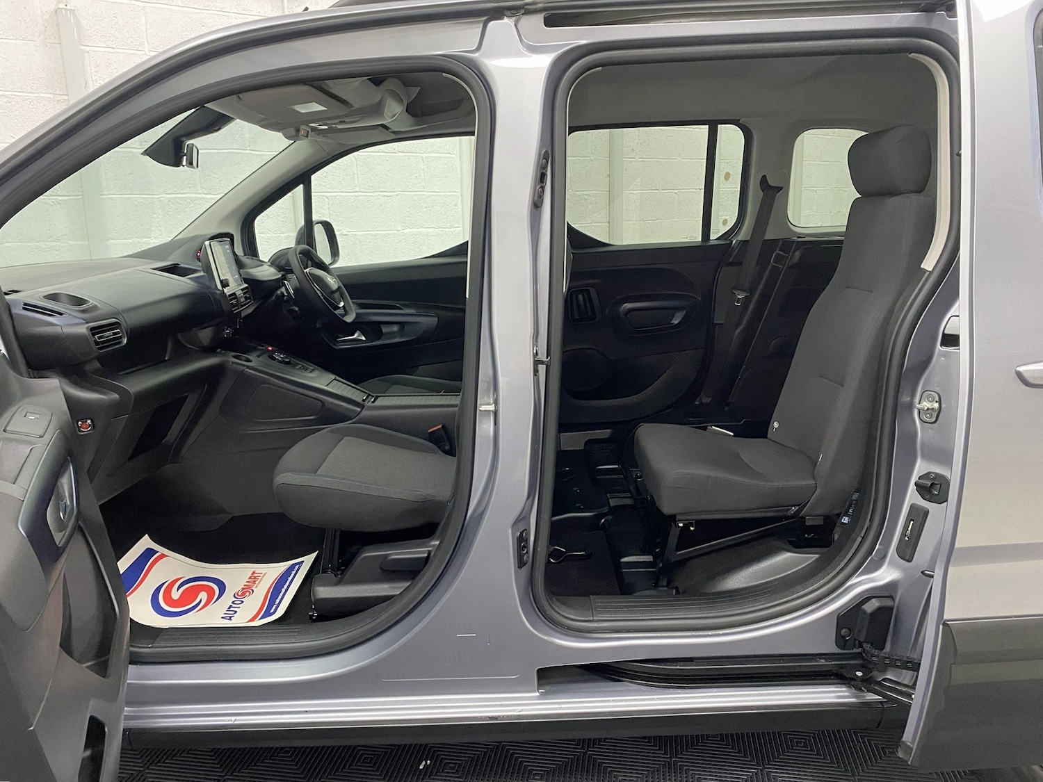 Used Peugeot Rifter 2023 for sale - 77630748: Photo 3