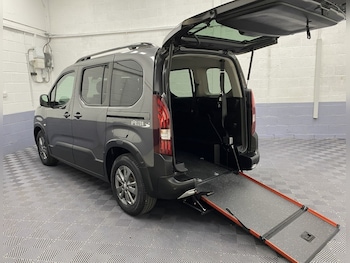 Used Peugeot Rifter 2023 for sale - 79545755: Photo