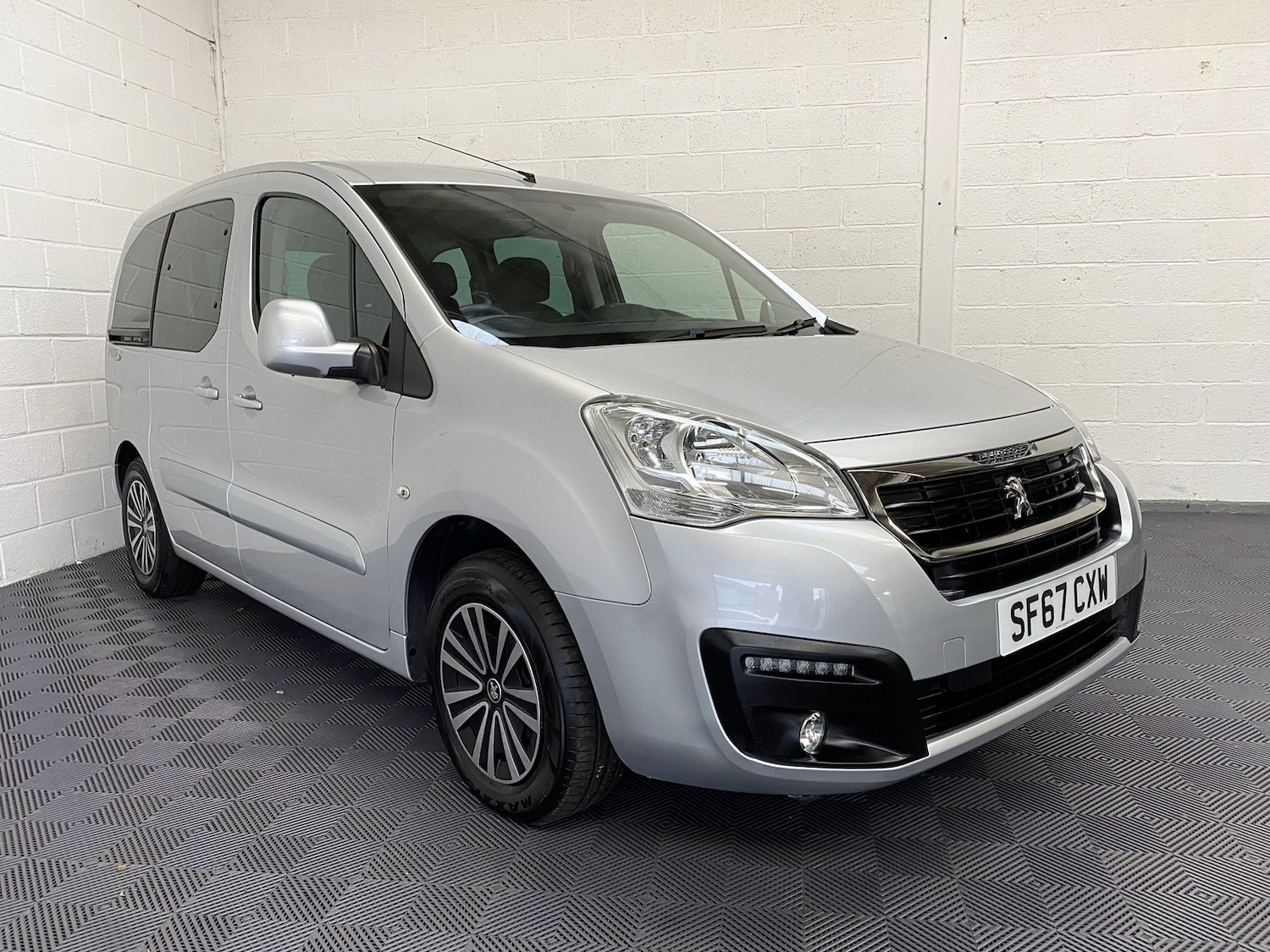 Used Peugeot Horizon 2017 for sale - 75982048: Photo 4