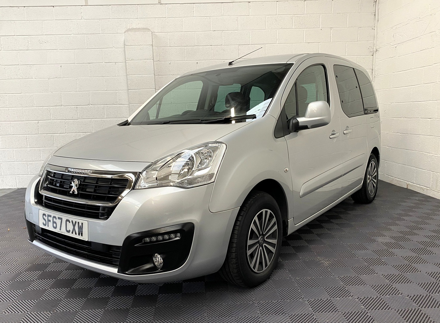 Used Peugeot Horizon 2017 for sale - 75982048: Photo 6