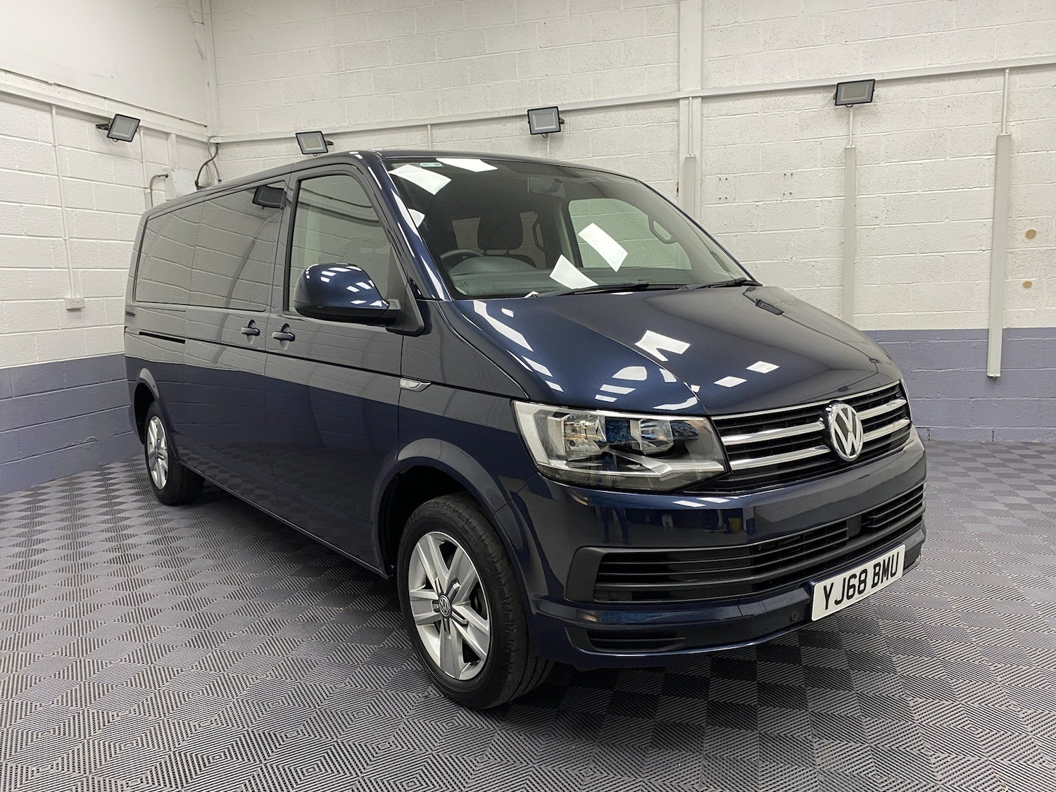 Used Volkswagen Transporter Shuttle 2018 for sale - 78212071: Photo 5