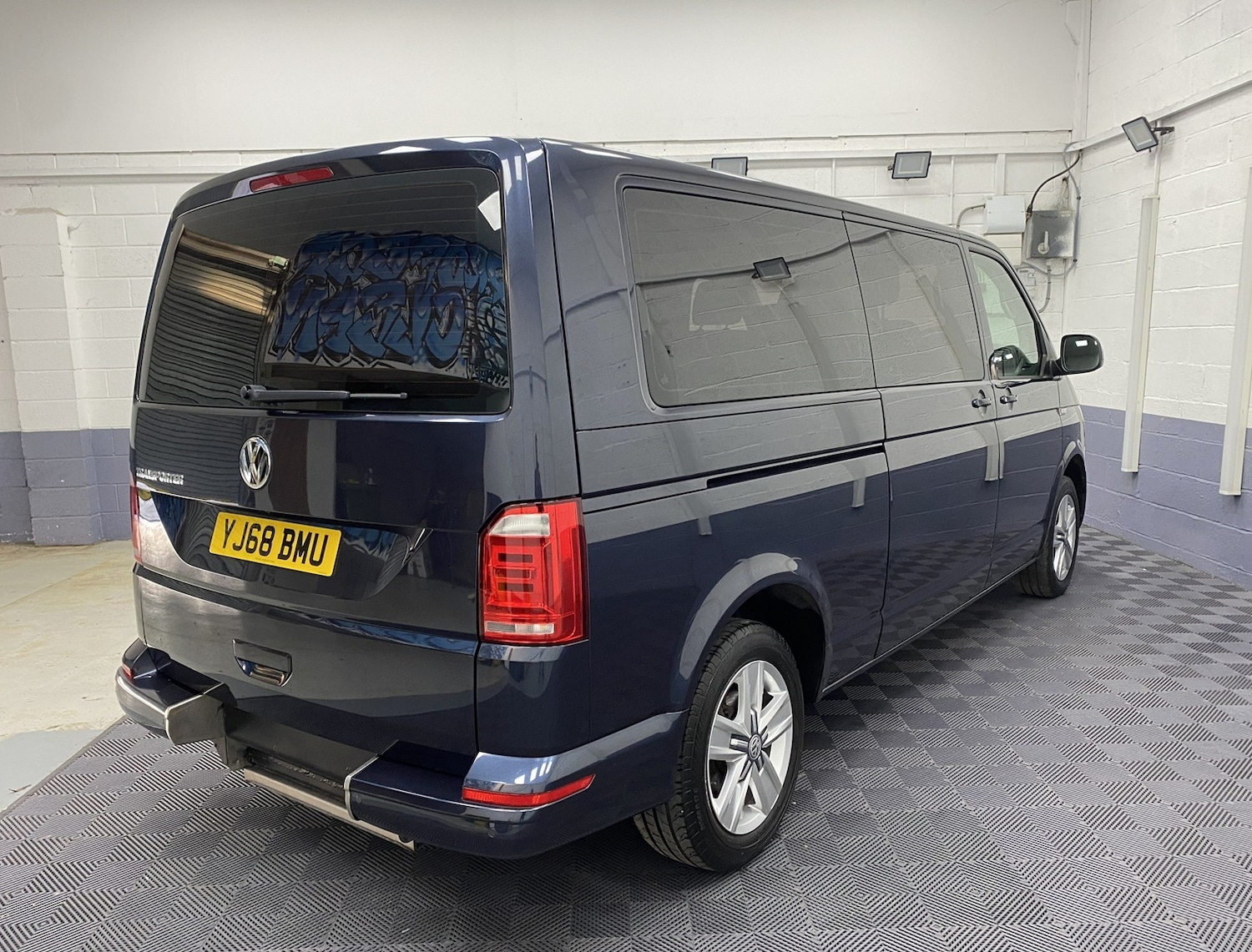 Used Volkswagen Transporter Shuttle 2018 for sale - 78212071: Photo 8
