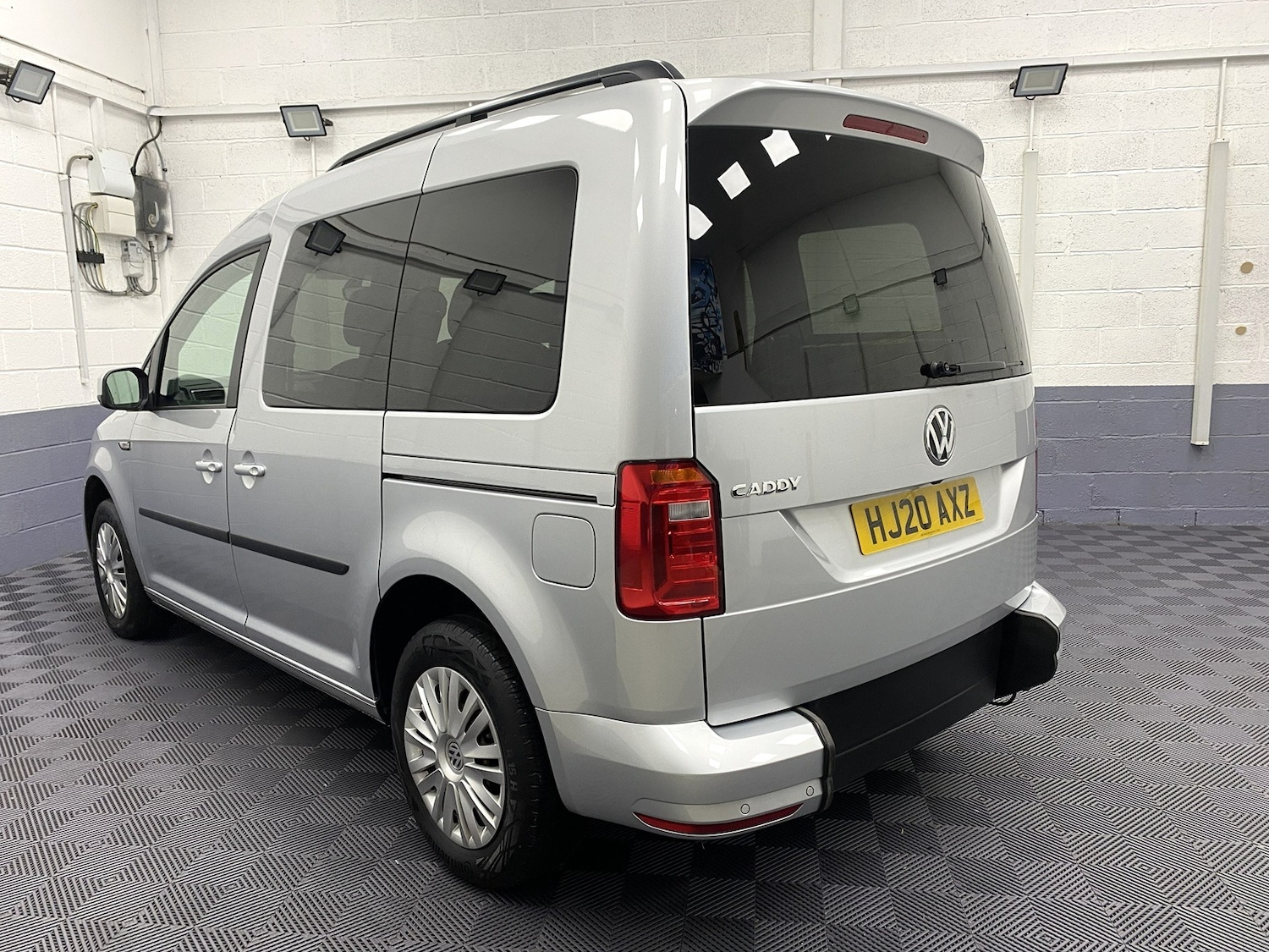 Used Volkswagen Caddy Life 2020 for sale - 77381740: Photo 7