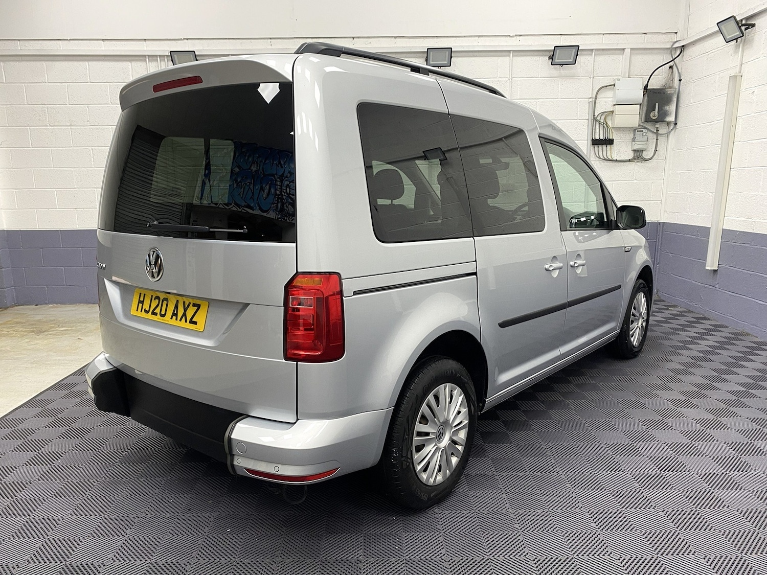 Used Volkswagen Caddy Life 2020 for sale - 77381740: Photo 8