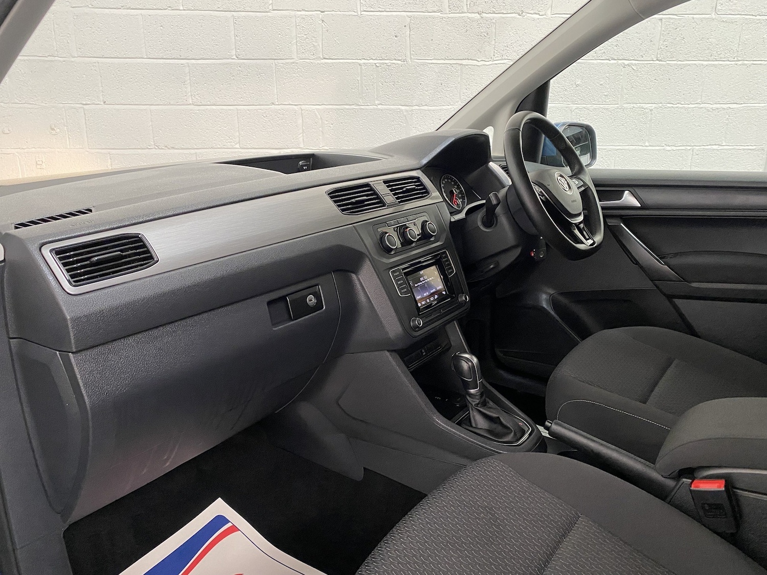 Used Volkswagen Caddy Maxi Life 2018 for sale - 76544639: Photo 10