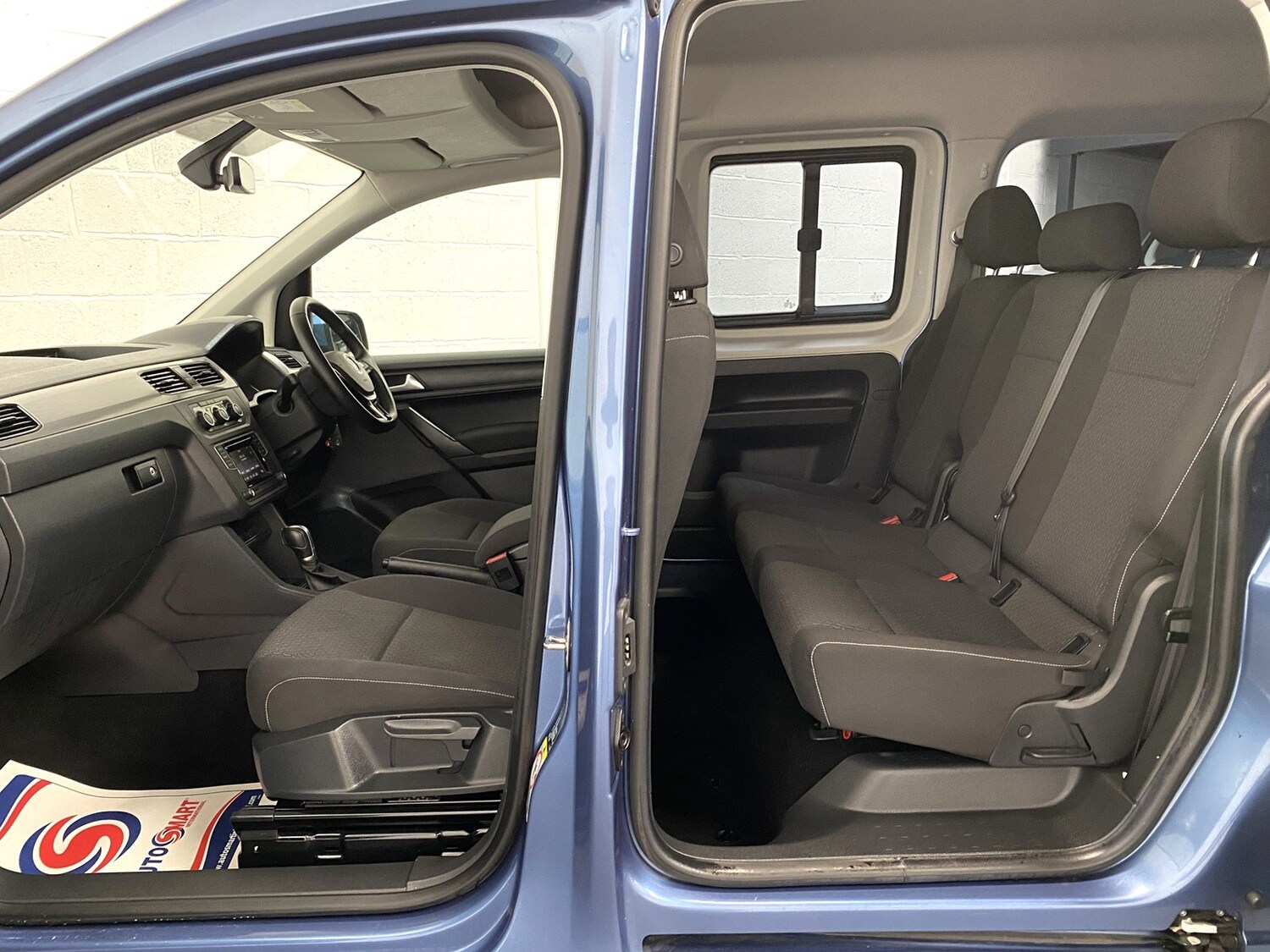 Used Volkswagen Caddy Maxi Life 2018 for sale - 76544639: Photo 3