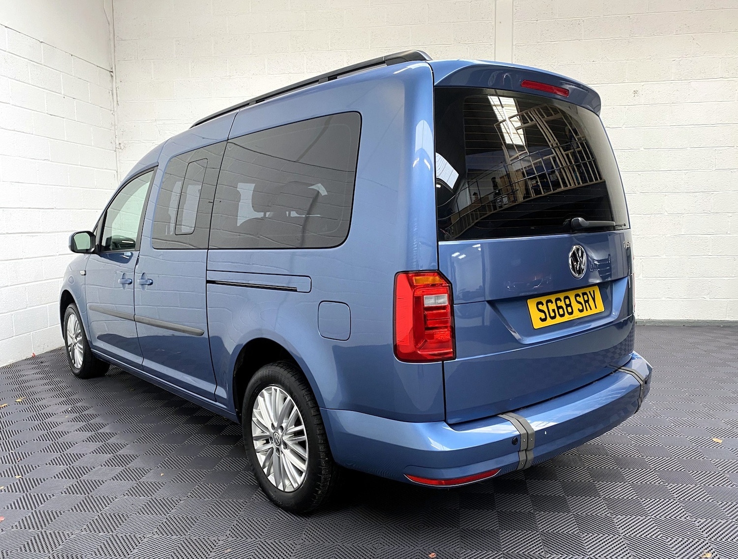 Used Volkswagen Caddy Maxi Life 2018 for sale - 76544639: Photo 7