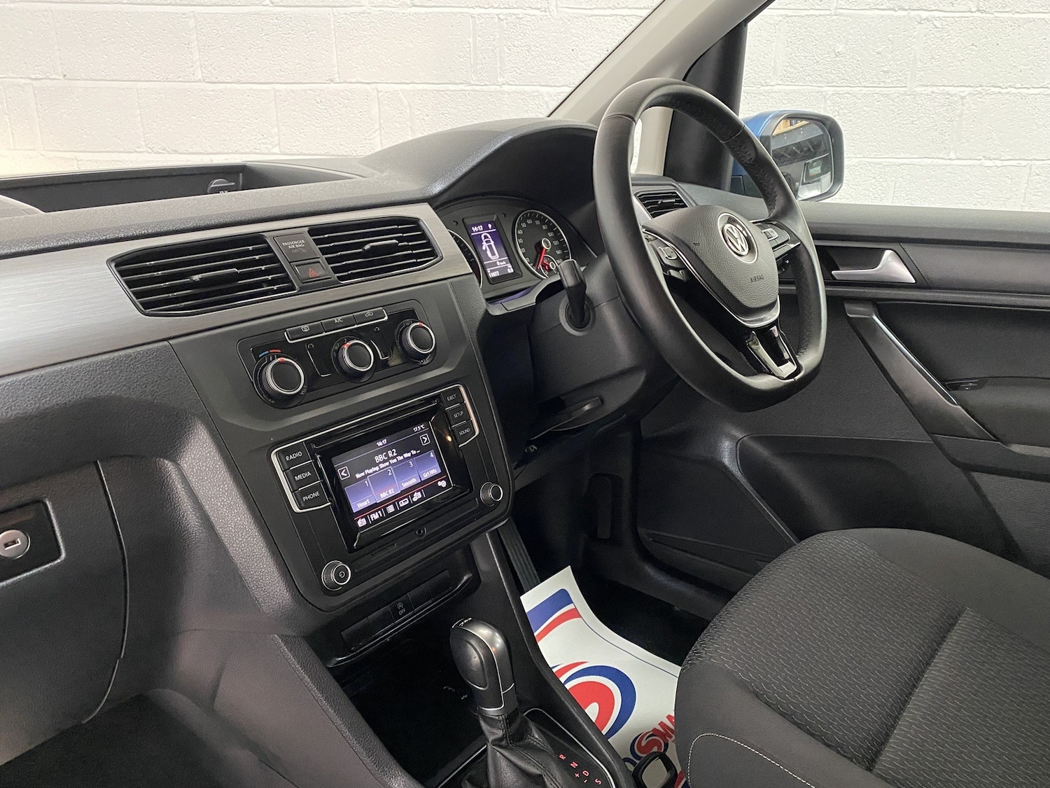 Used Volkswagen Caddy Maxi Life 2018 for sale - 76544639: Photo 9