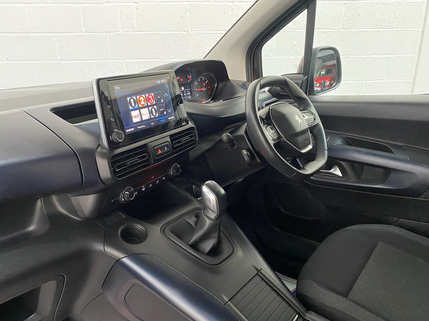 Used Peugeot Rifter 2020 for sale - 76845420: Photo 17