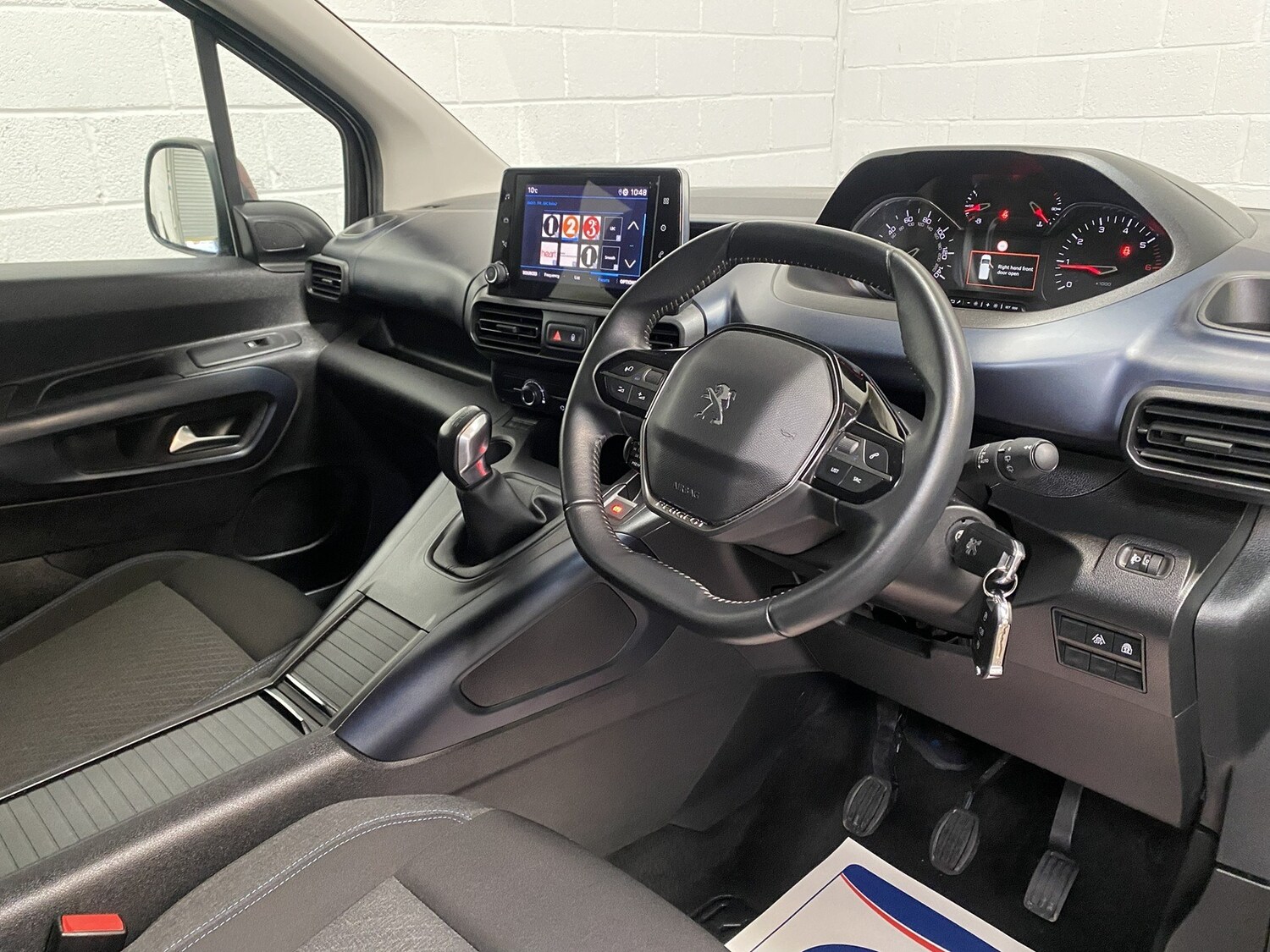 Used Peugeot Rifter 2020 for sale - 76845420: Photo 25