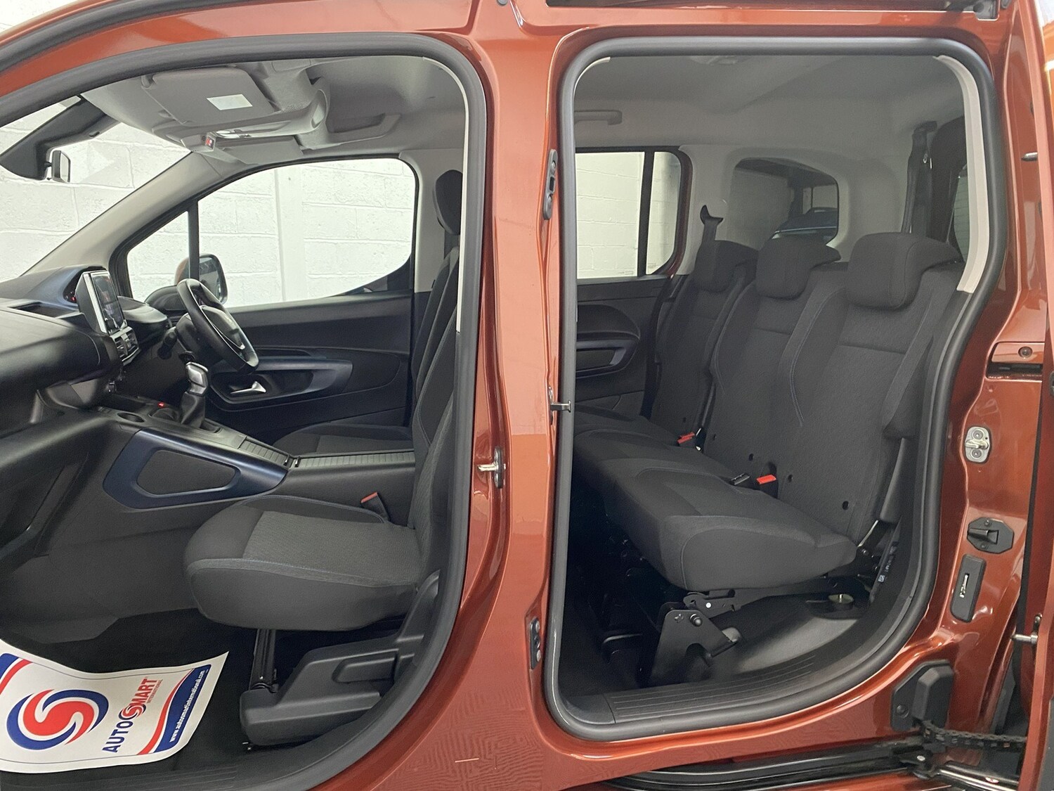 Used Peugeot Rifter 2020 for sale - 76845420: Photo 3