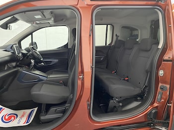 Used Peugeot Rifter 2020 for sale - 76845420: Photo