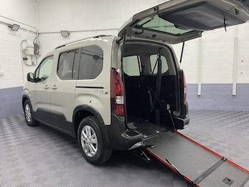 Used Peugeot Rifter 2020 for sale - 78109018: Photo