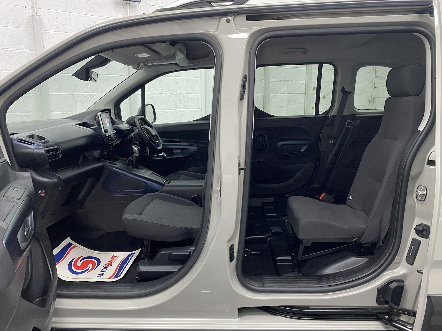 Used Peugeot Rifter 2020 for sale - 78109018: Photo 3