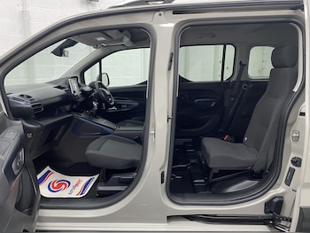 Used Peugeot Rifter 2020 for sale - 78109018: Photo