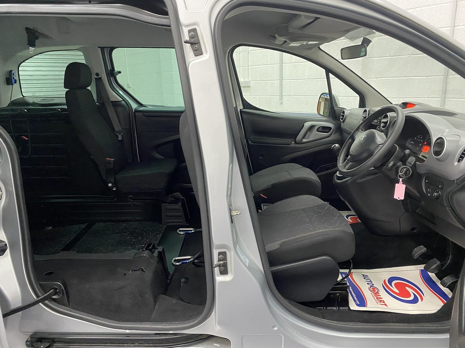 Used Peugeot Partner Tepee 2019 for sale - 78110179: Photo 19