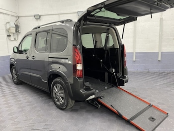 Used Peugeot Rifter 2023 for sale - 78605944: Photo