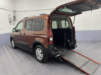 Peugeot Rifter feature image