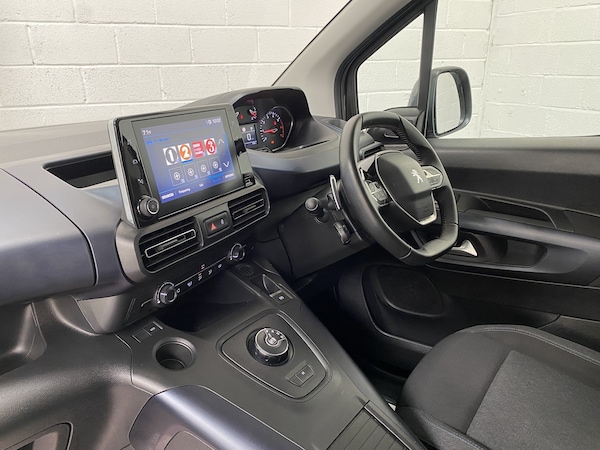 Used Peugeot Rifter 2020 for sale - 75121343: Photo 9