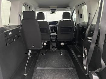 Used Ford Tourneo Connect 2023 for sale - 79537499: Photo