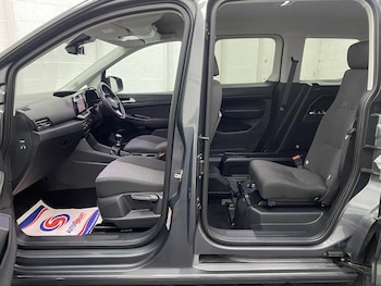 Used Ford Tourneo Connect 2023 for sale - 79537499: Photo