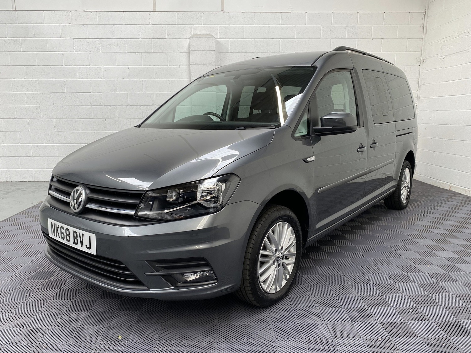 Used Volkswagen Caddy Maxi Life 2018 for sale - 76065891: Photo 6