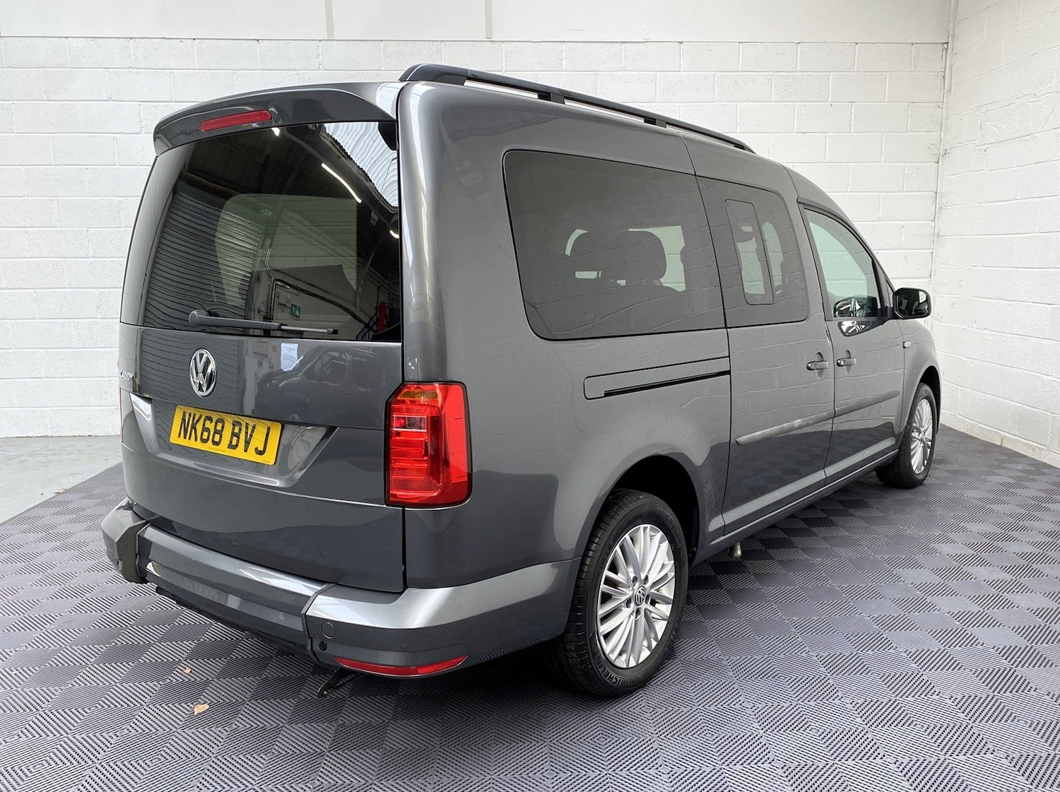 Used Volkswagen Caddy Maxi Life 2018 for sale - 76065891: Photo 8