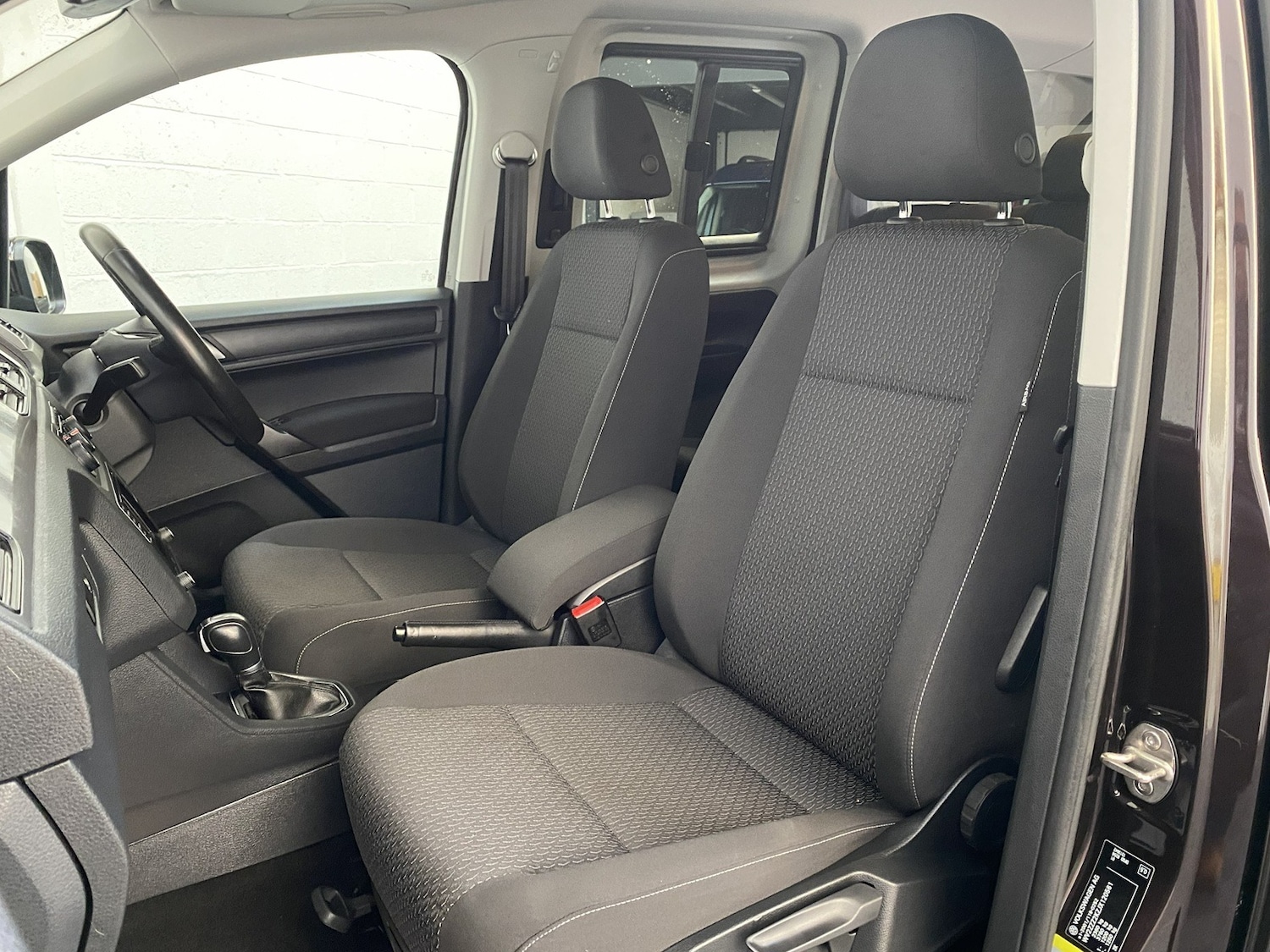 Used Volkswagen Caddy Maxi Life 2018 for sale - 76879735: Photo 12