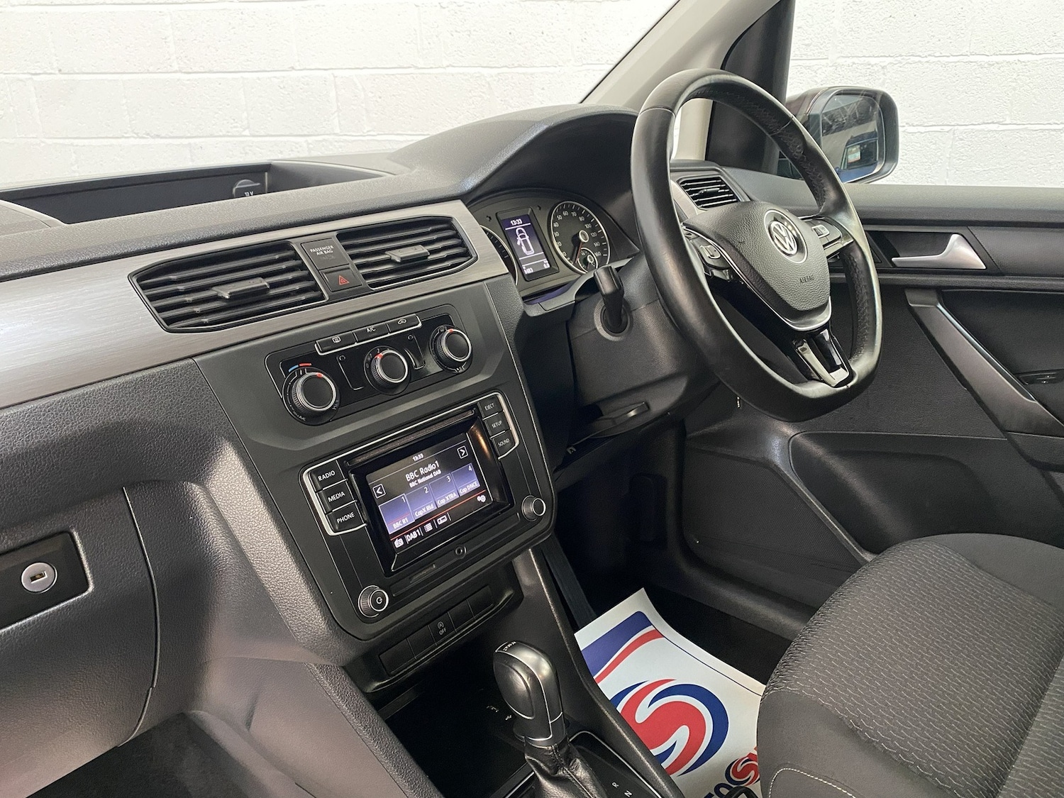 Used Volkswagen Caddy Maxi Life 2018 for sale - 76879735: Photo 9