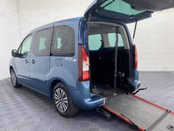 2018 (18) - PARTNER TEPEE 1.6 BLUEHDi ACTIVE DISABLED ADPATED WAV 5-Door