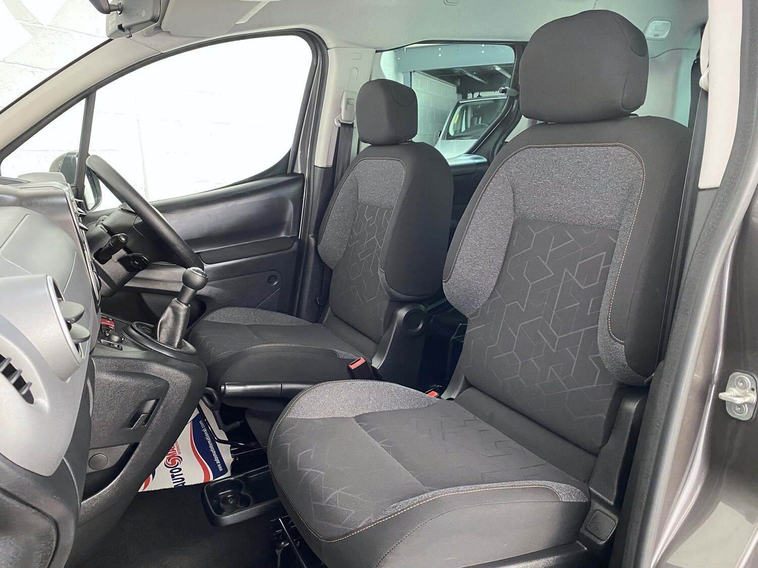 Used Peugeot Partner Tepee 2018 for sale - 75955652: Photo 12