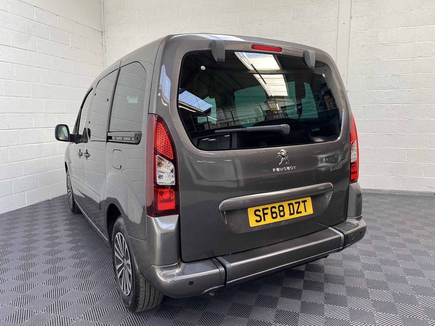 Used Peugeot Partner Tepee 2018 for sale - 75955652: Photo 14