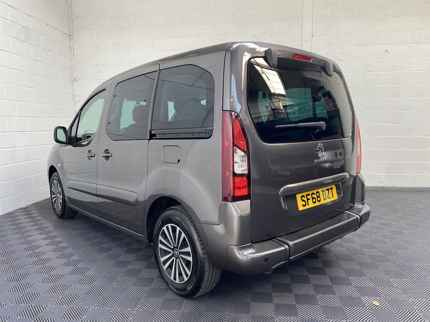 Used Peugeot Partner Tepee 2018 for sale - 75955652: Photo 7