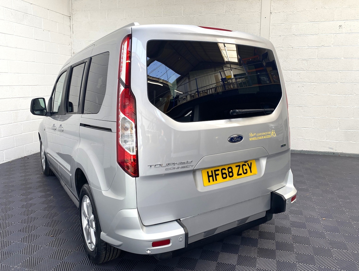 Used Ford Tourneo Connect 2018 for sale - 75893123: Photo 18