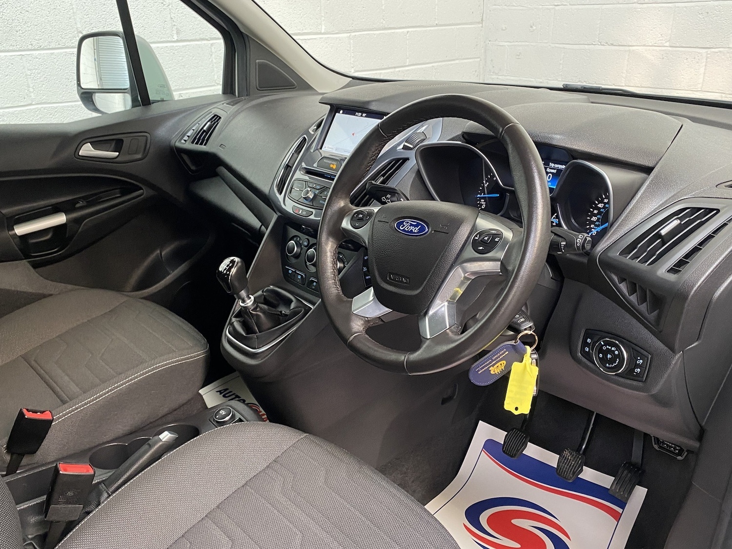 Used Ford Tourneo Connect 2018 for sale - 75893123: Photo 20