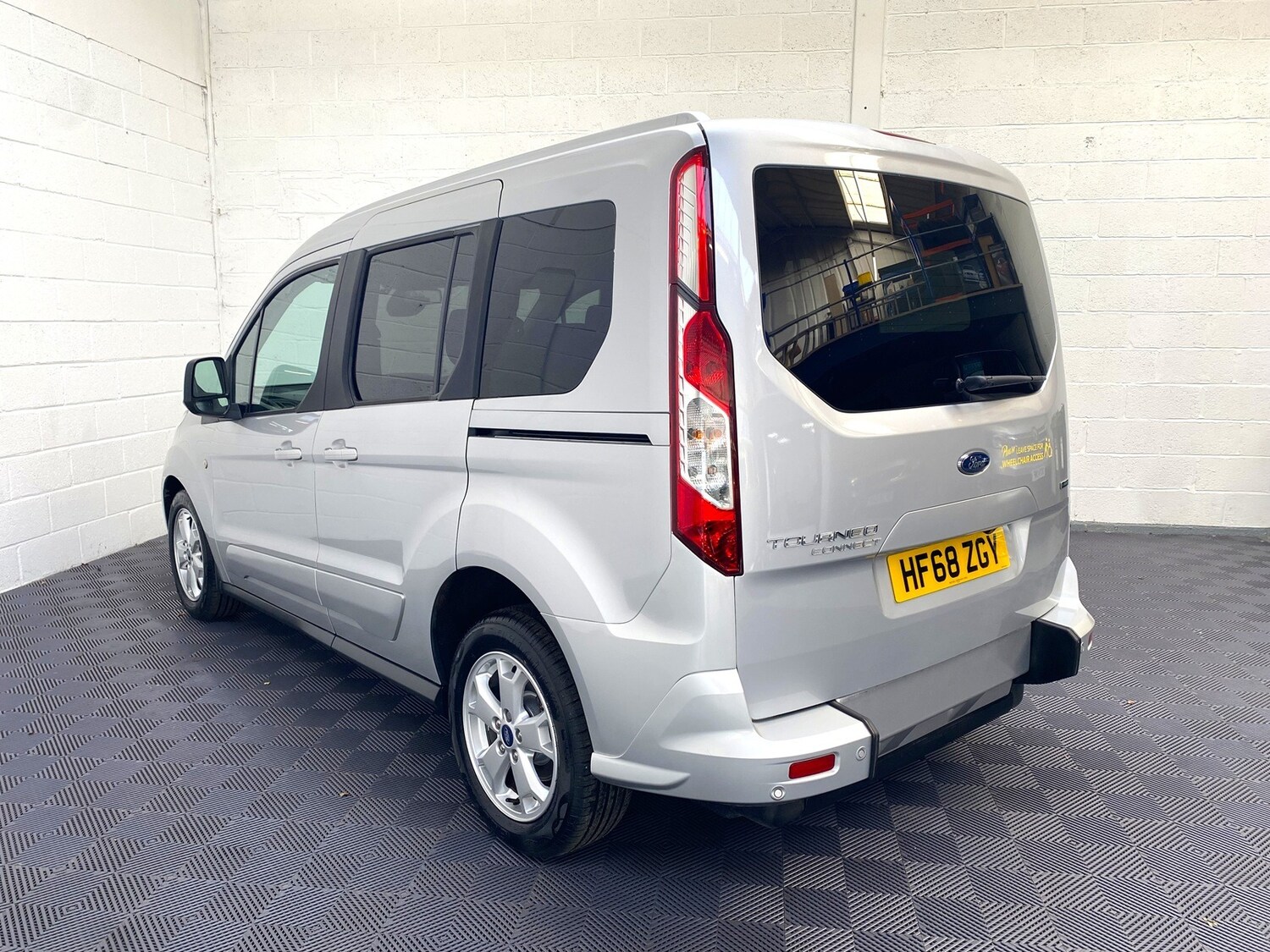 Used Ford Tourneo Connect 2018 for sale - 75893123: Photo 7